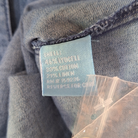 J.Mclaughlin Womens Blue Denim Pintuck Top. Size XS - Picture 6 of 7